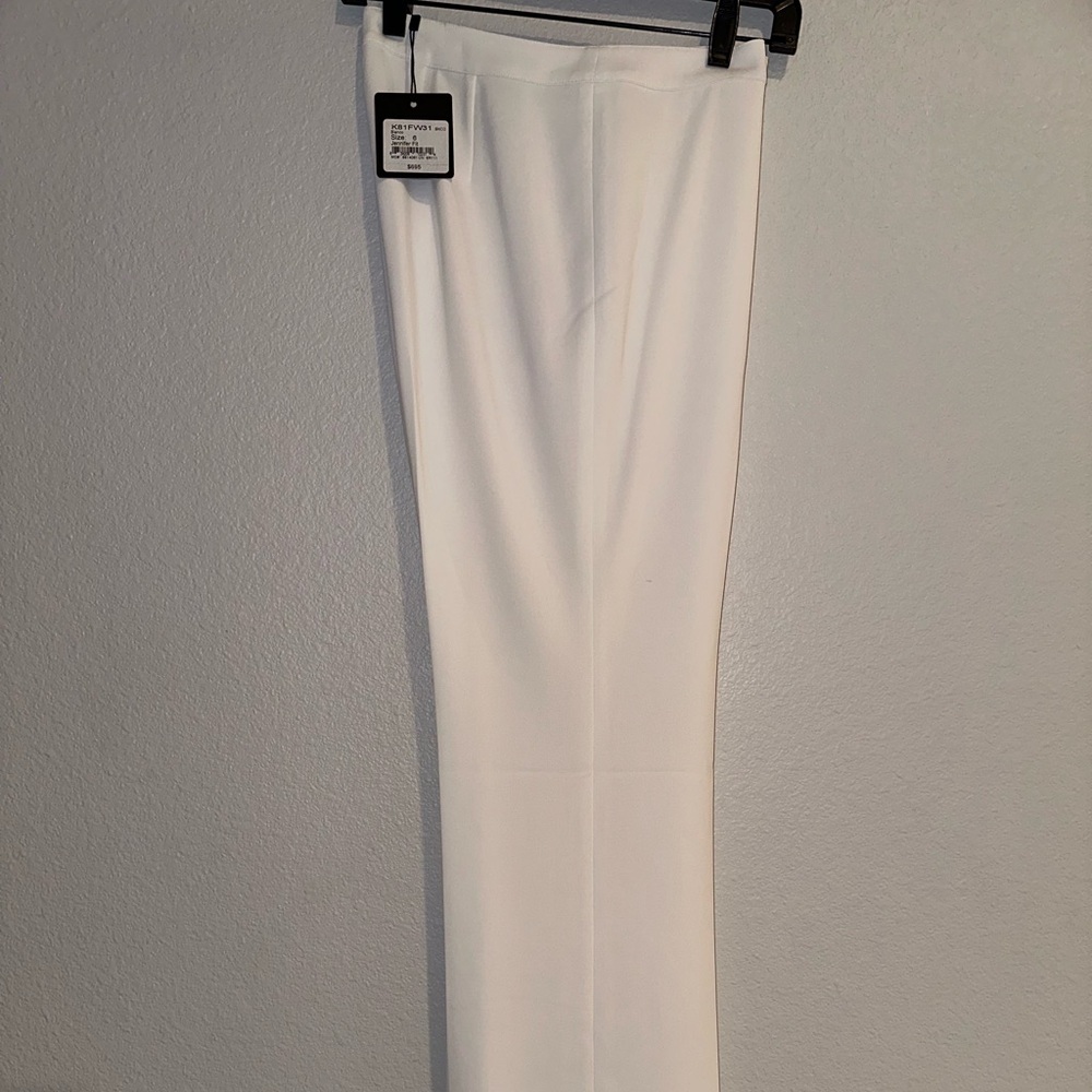 St. John Jennifer Fit Pants - NWT - Size 6